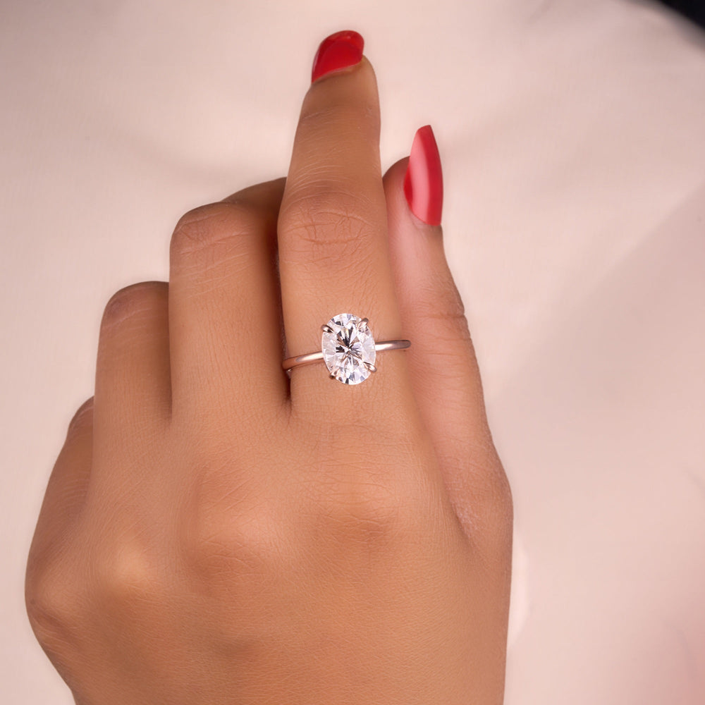 Oval Cut Labgrown Ring