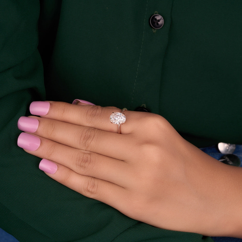 Oval Cut Labgrown Ring