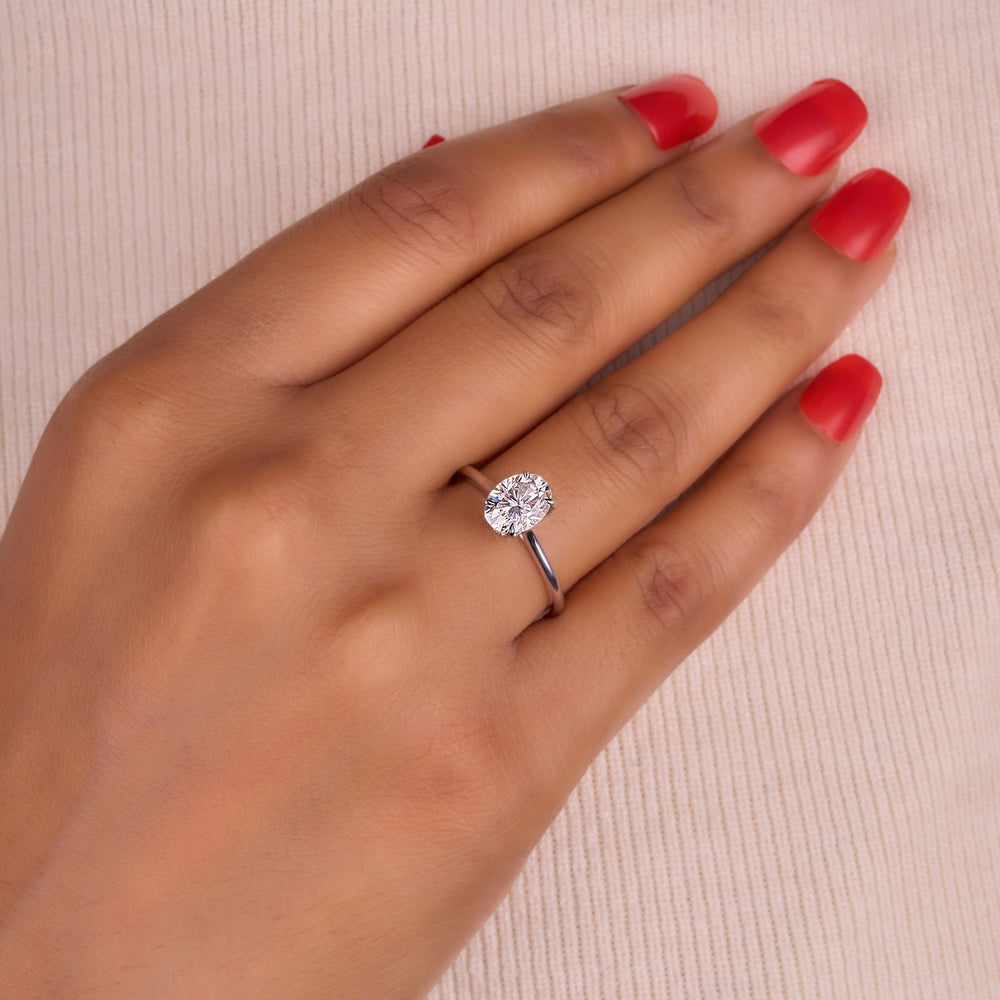Oval Cut Labgrown Ring