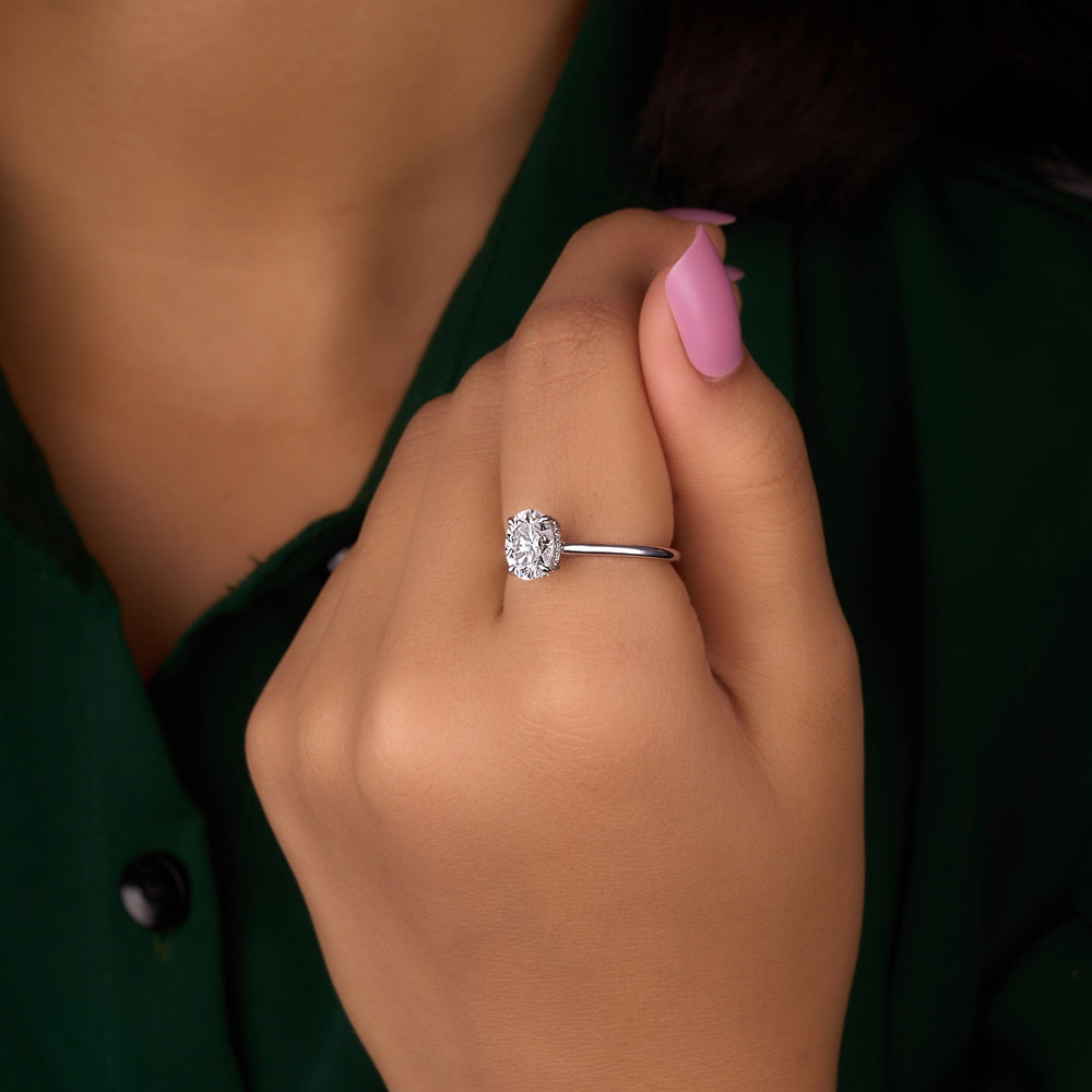 Oval Cut Labgrown Ring