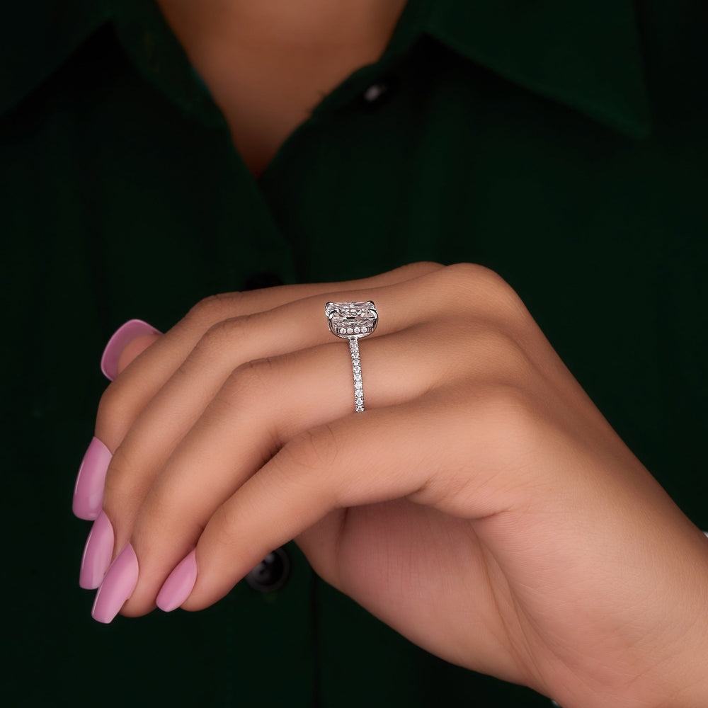 Cushion Cut Labgrown Engagement Ring