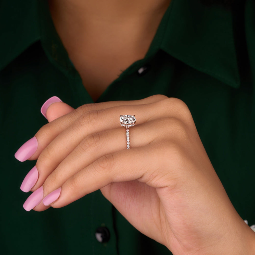 Cushion Cut Labgrown Ring