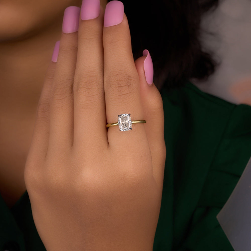 Cushion Cut Labgrown Ring