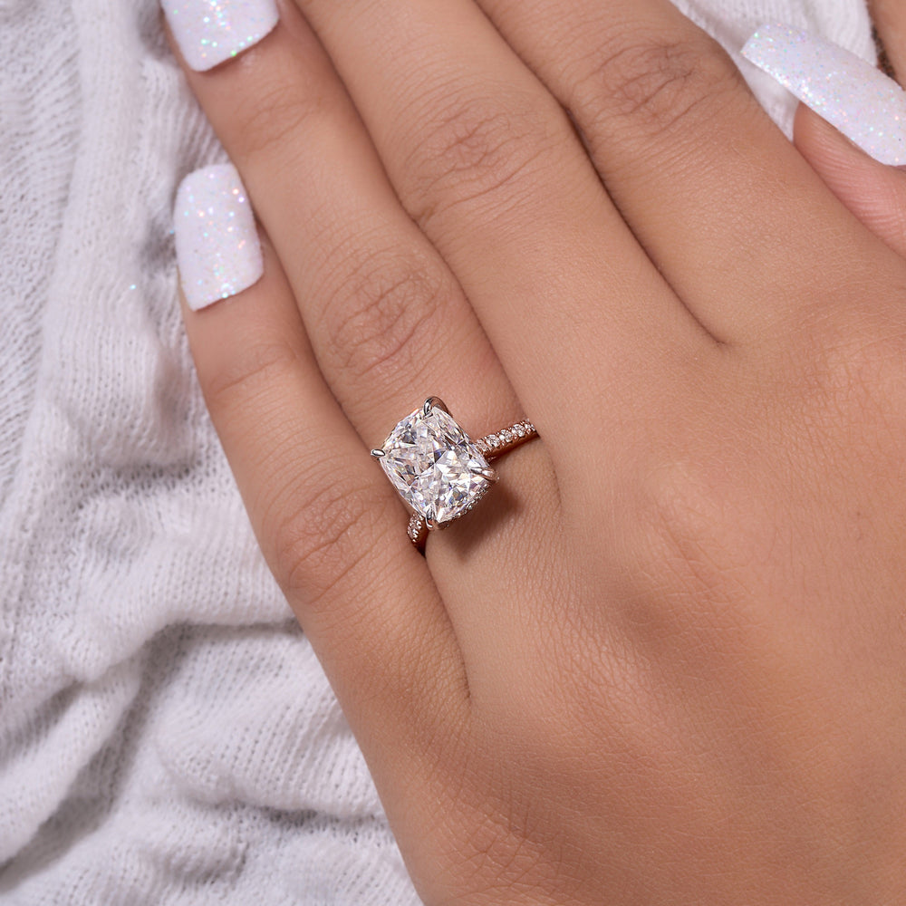 Cushion Cut Labgrown Ring