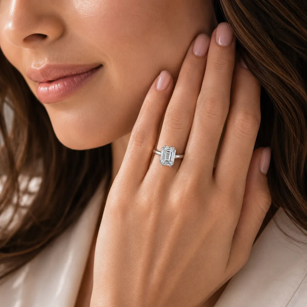 Romantic Solitaire Ring with Timeless Design