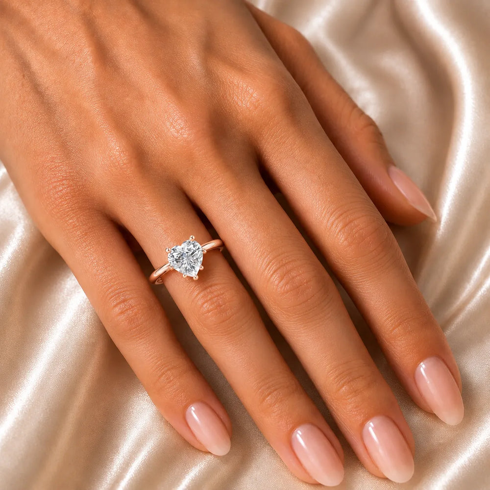 Romantic Solitaire Ring with Timeless Design
