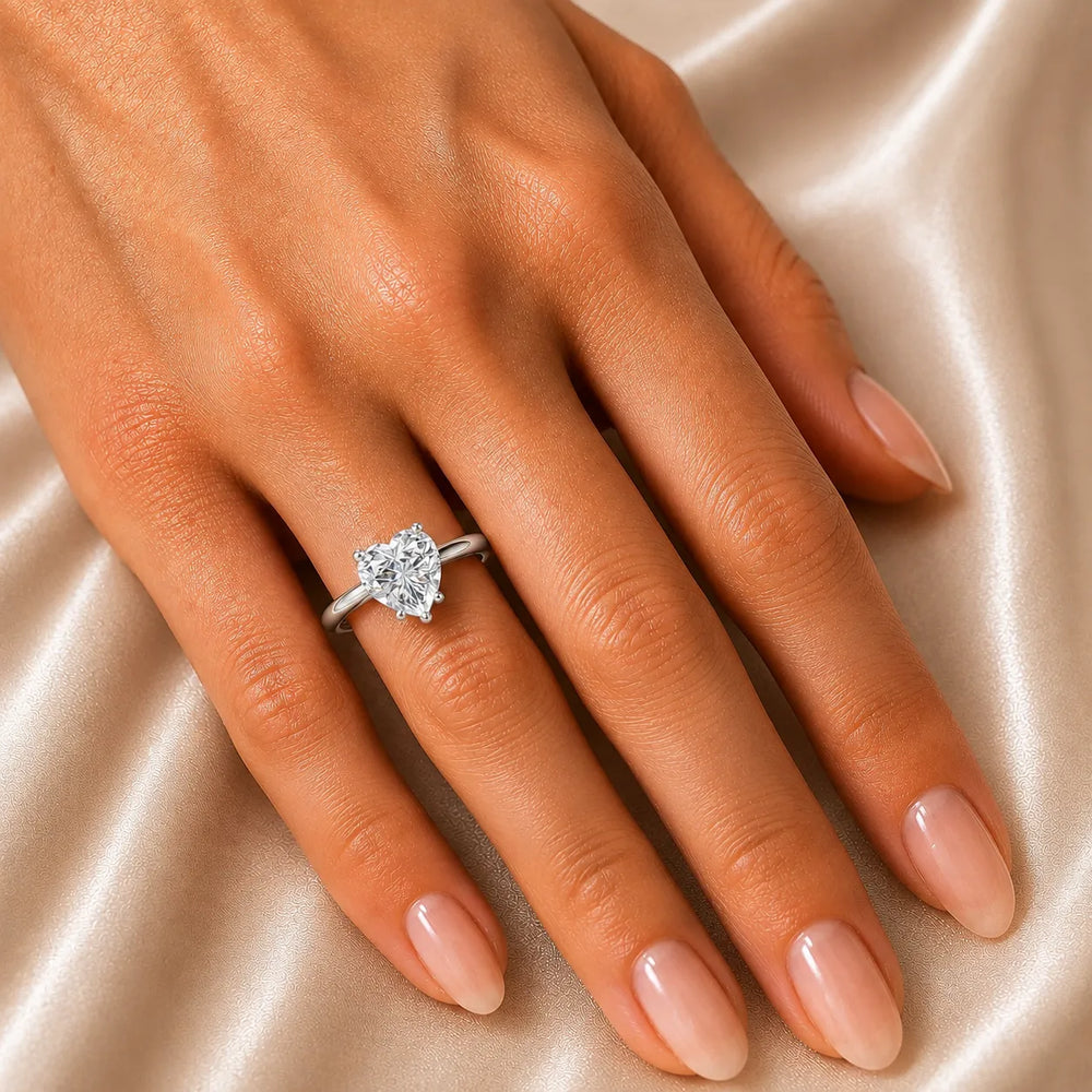 Romantic Solitaire Ring with Timeless Design