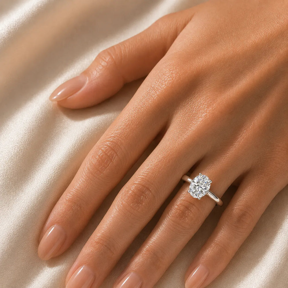 Romantic Solitaire Ring with Timeless Design