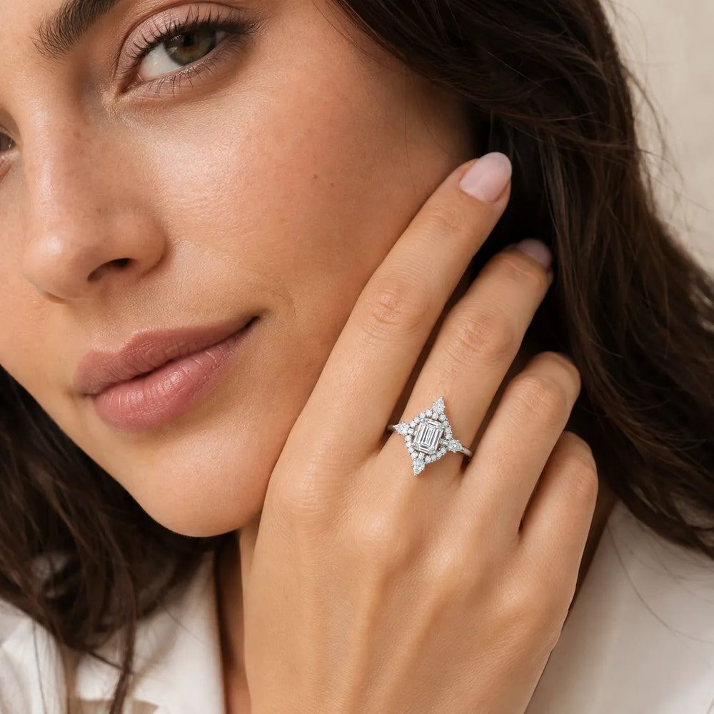 Pear Cut Luminous Halo Ring