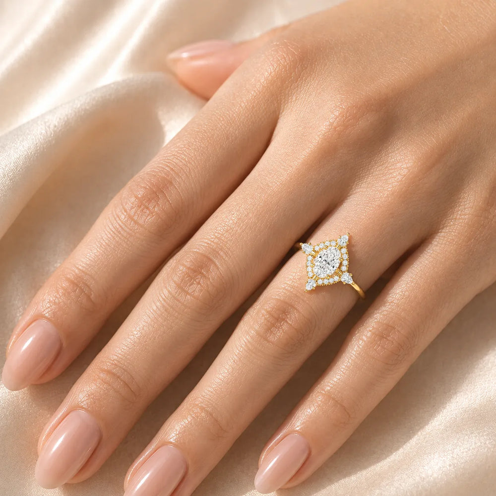 Pear Cut Luminous Halo Ring