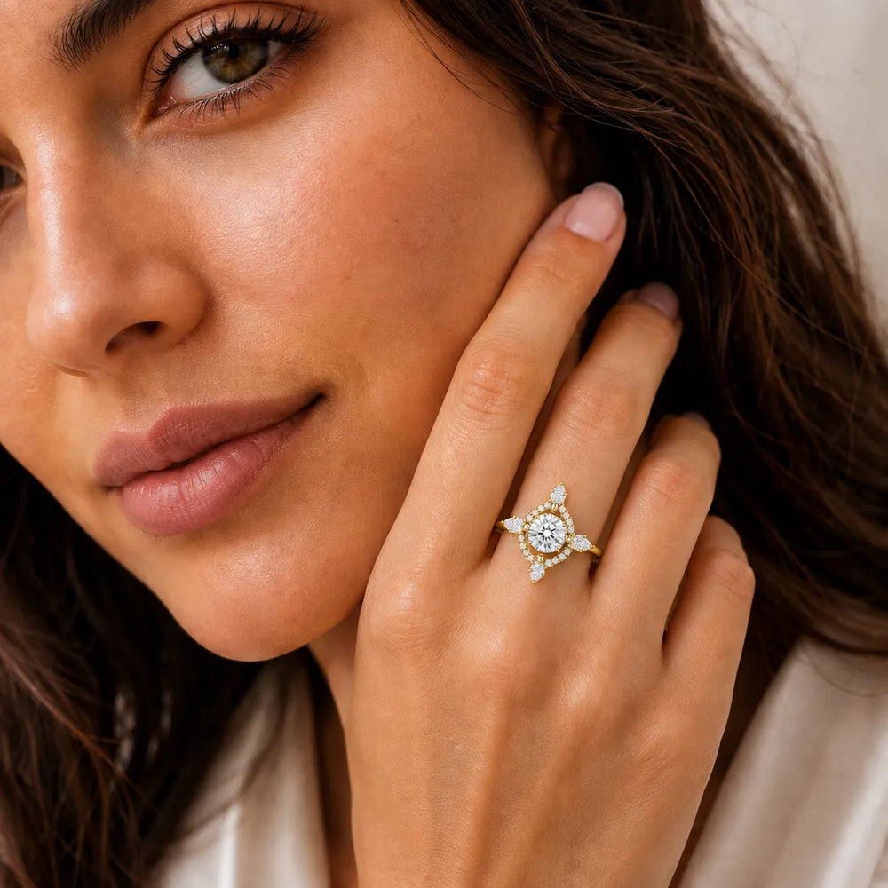 Pear Cut Luminous Halo Ring