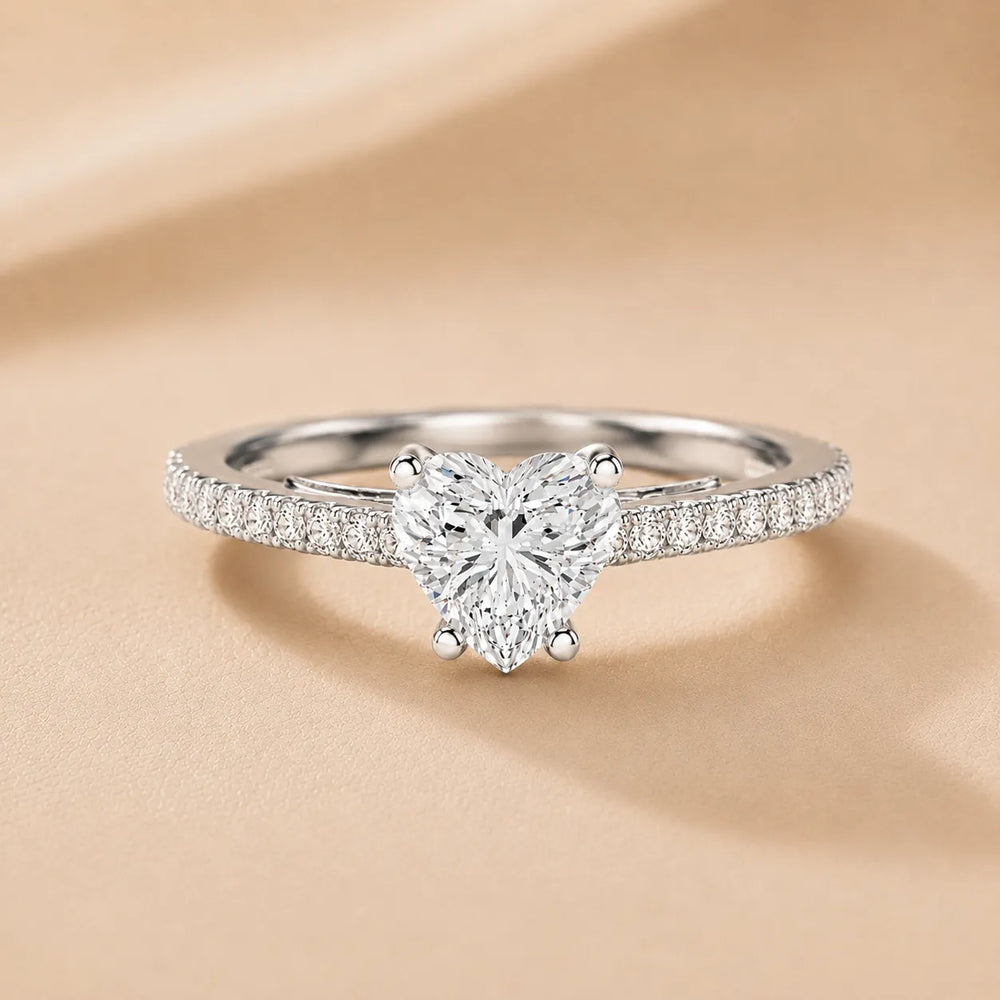 Luminous Promise Ring with Round Elegance