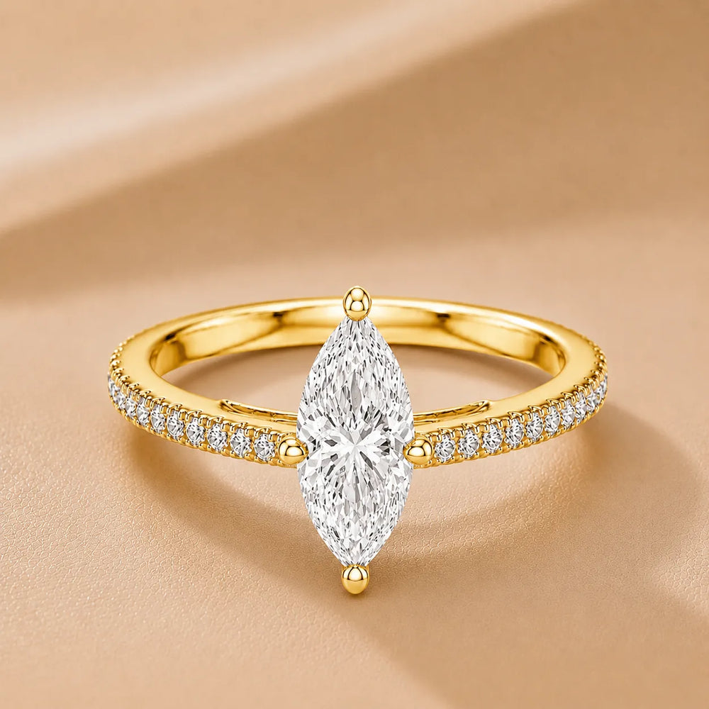 Luminous Promise Ring with Round Elegance