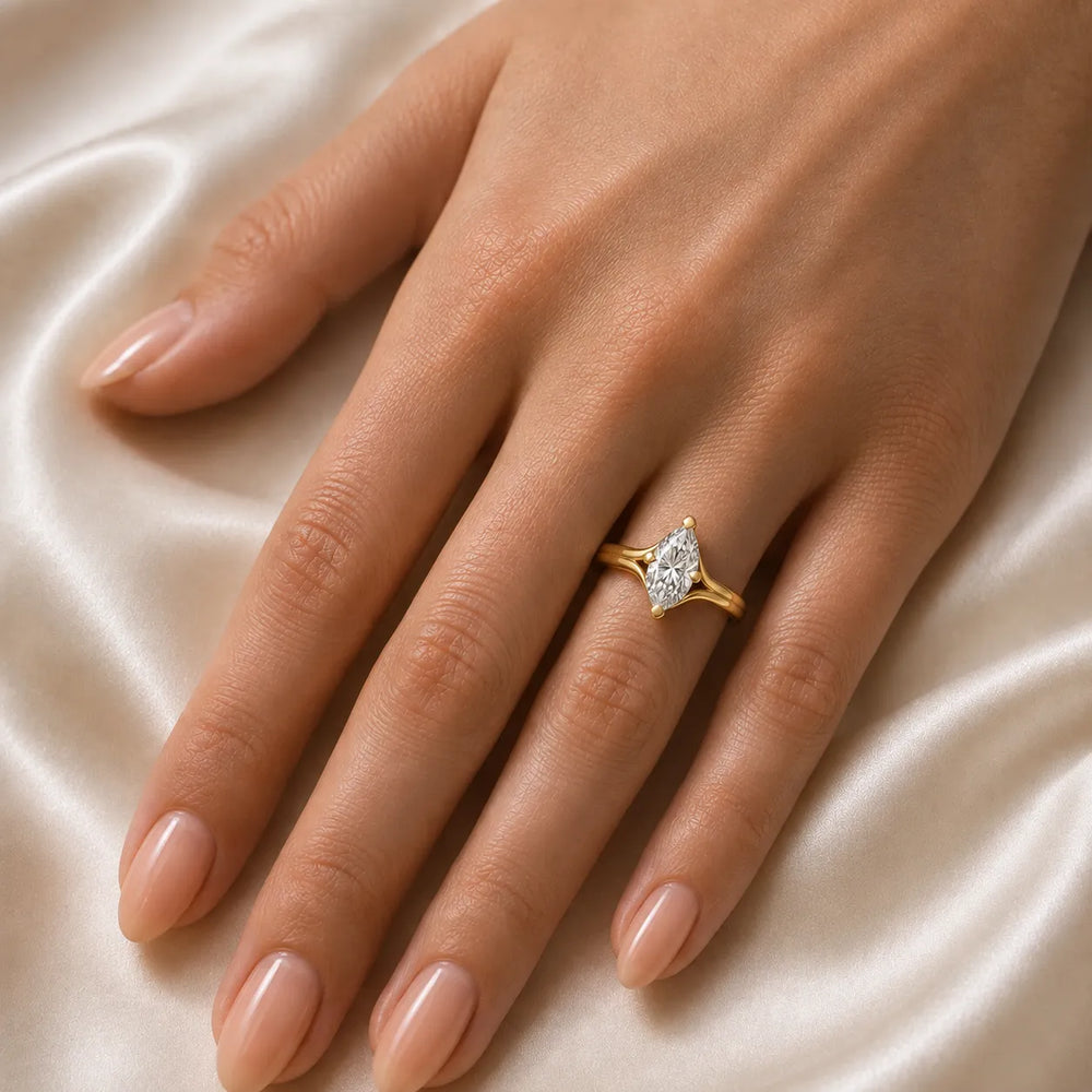 Elegant Solitaire Ring Set with Matching