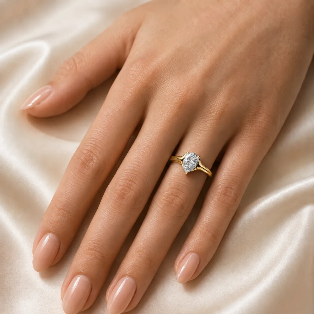 Elegant Solitaire Ring Set with Matching