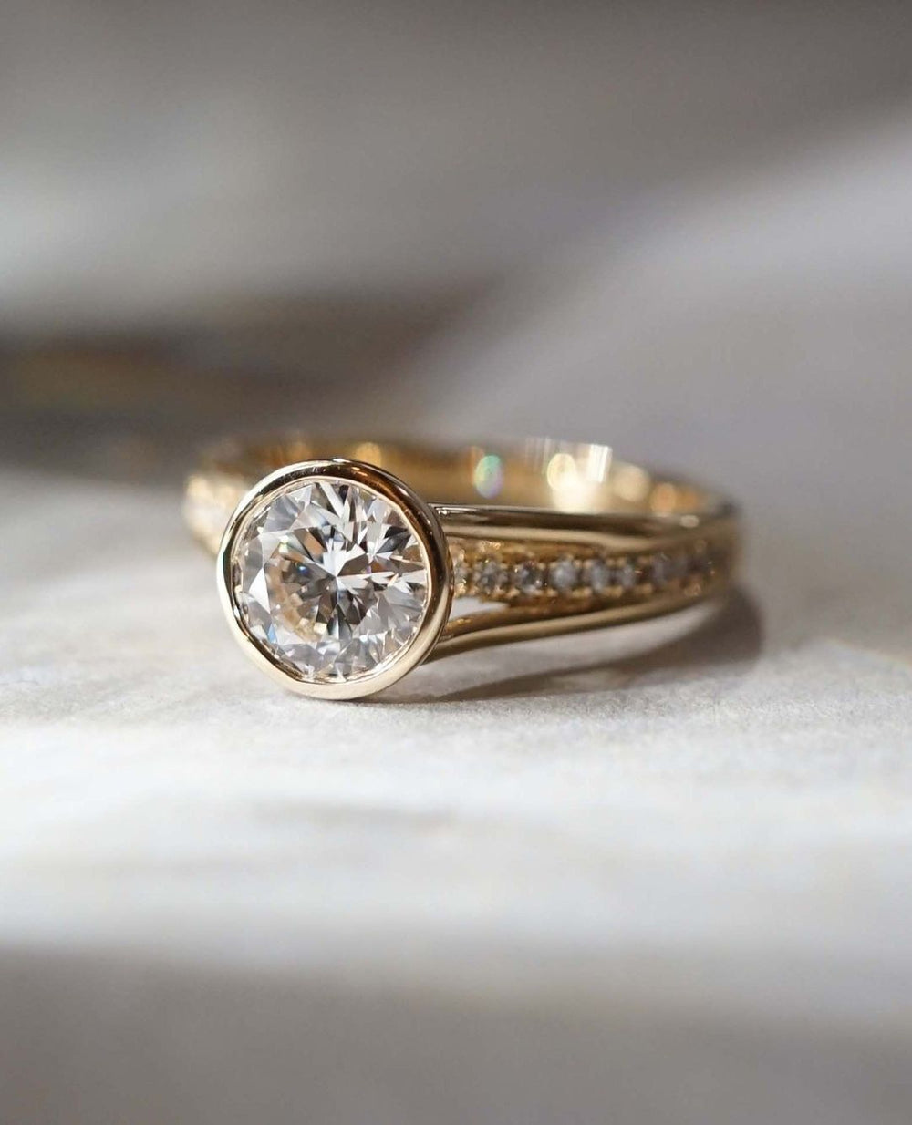 Round Brilliant Cut Labgrown Engagement Ring