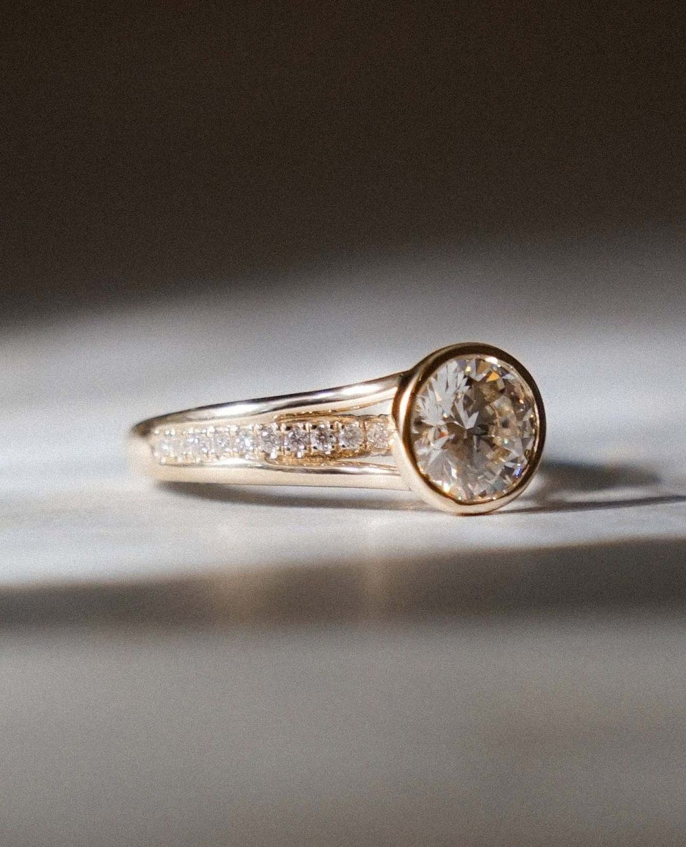 Round Brilliant Cut Labgrown Engagement Ring