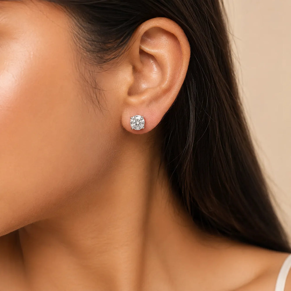 The Pure Sparkle Studs earring