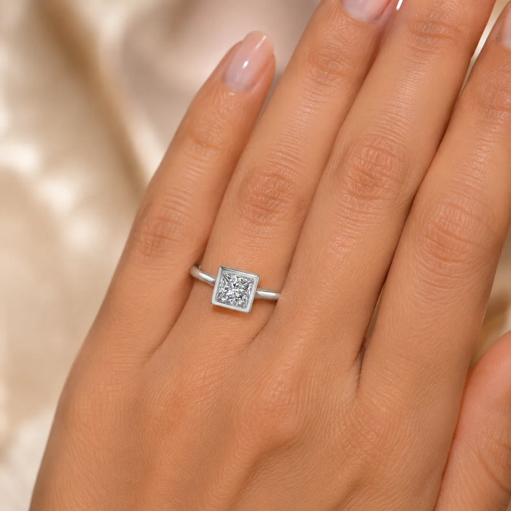 Romantic Halo Solitaire Ring