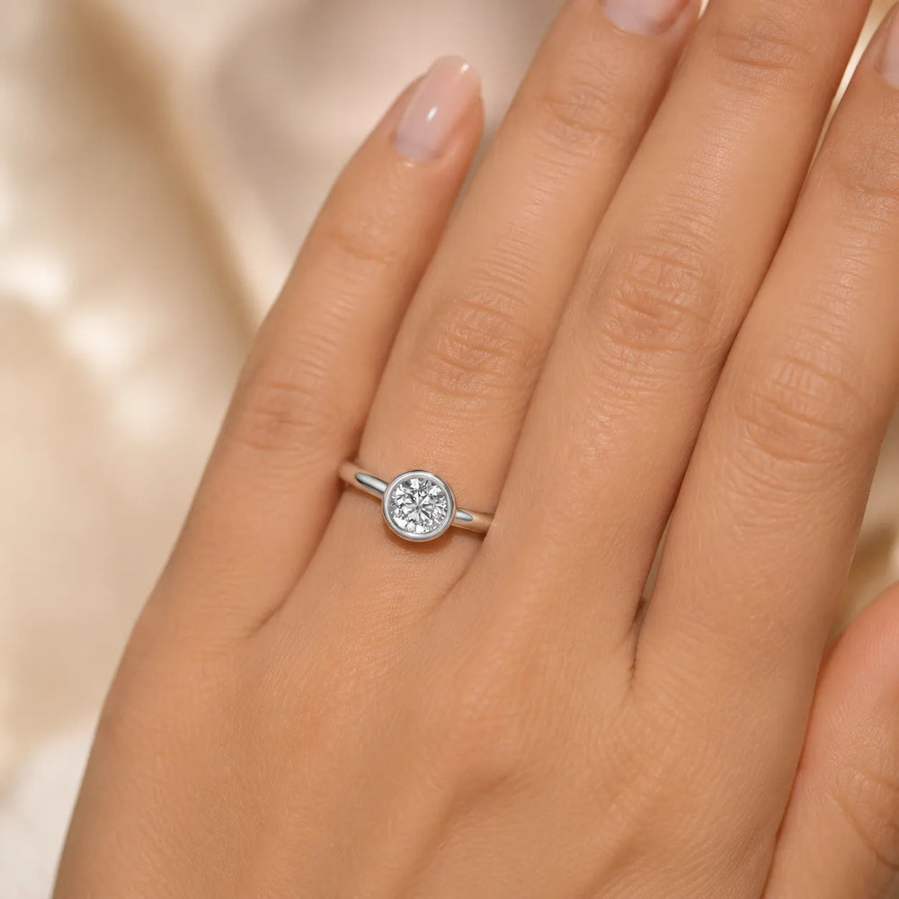 Romantic Halo Solitaire Ring