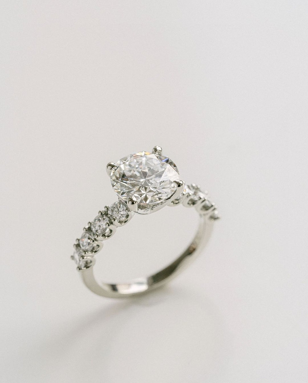 Round Brilliant Cut Labgrown Engagement Ring