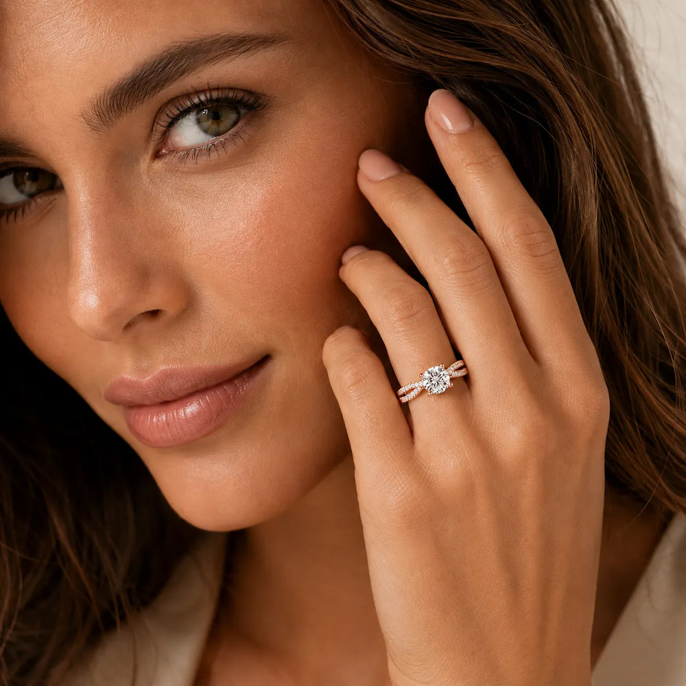 Serenity Knot Ring with Round Diamond