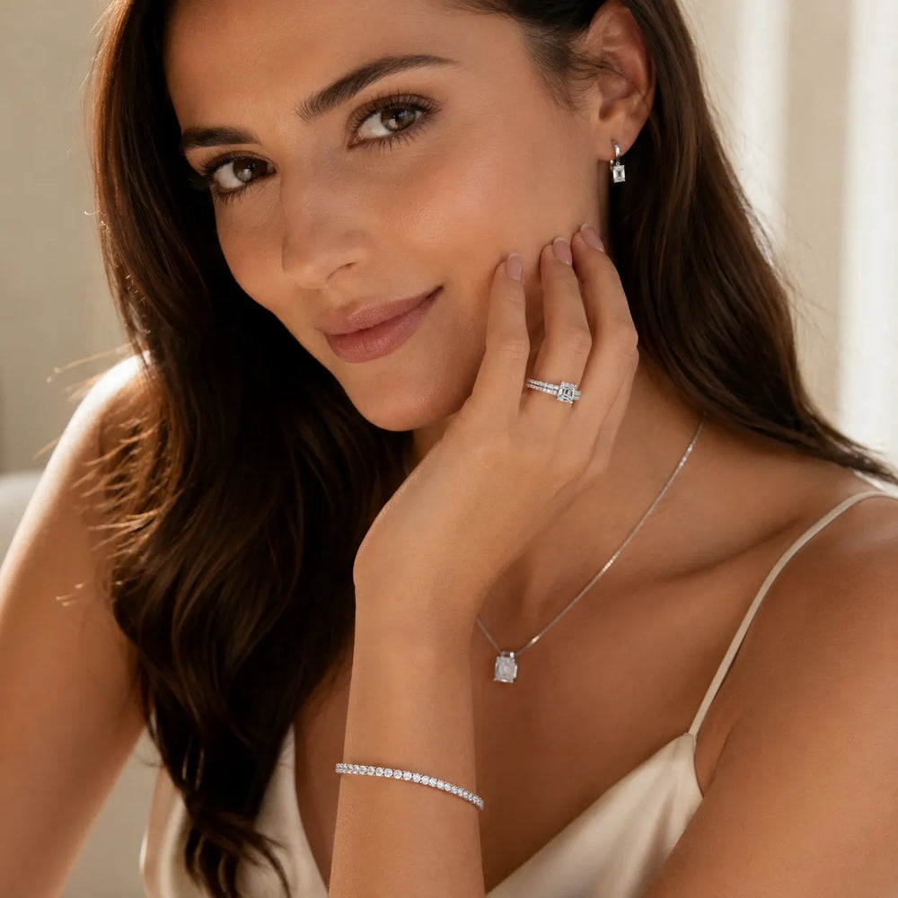 Serene Ring with Side Stone