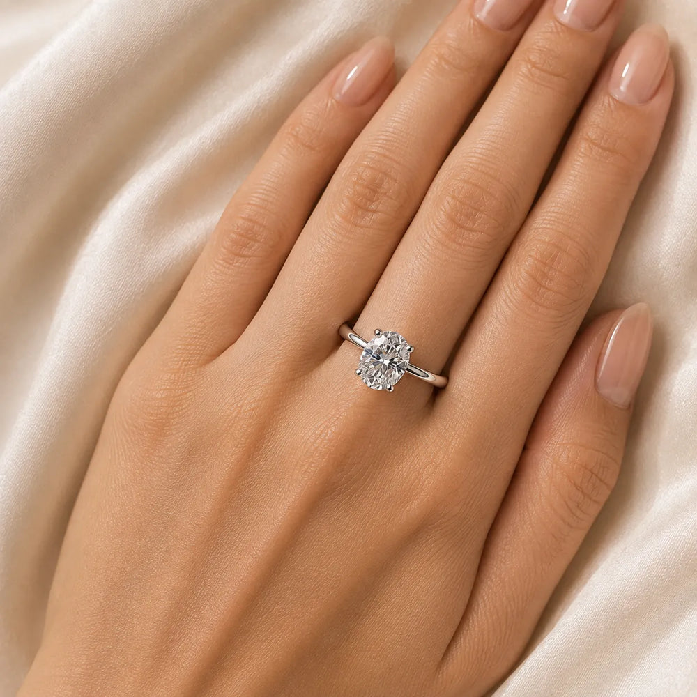 Romantic Solitaire Ring with Classic Setting