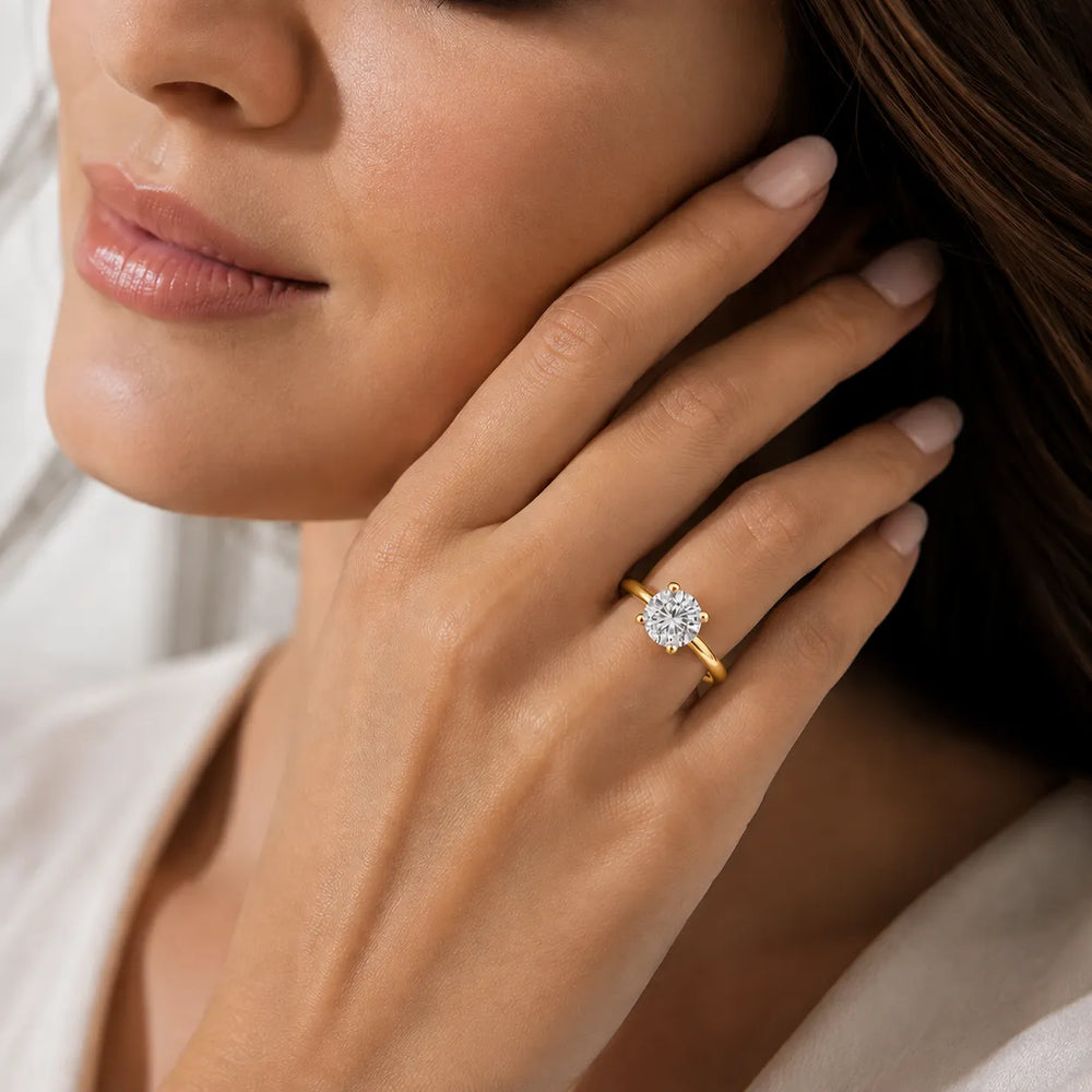 Romantic Solitaire Ring with Classic Setting