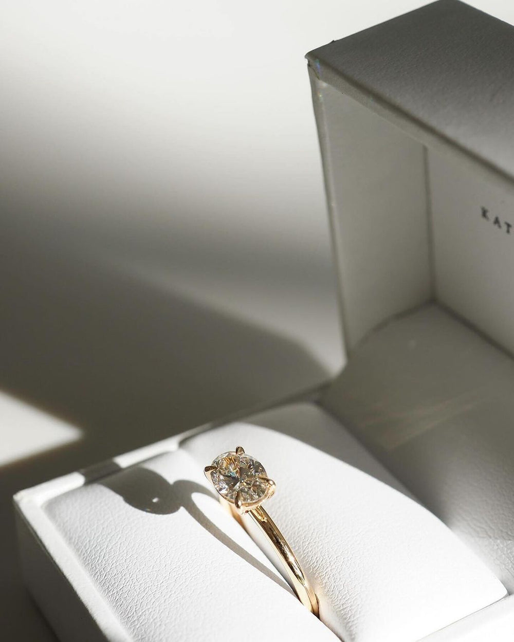 Oval Cut Labgrown Engagement Ring