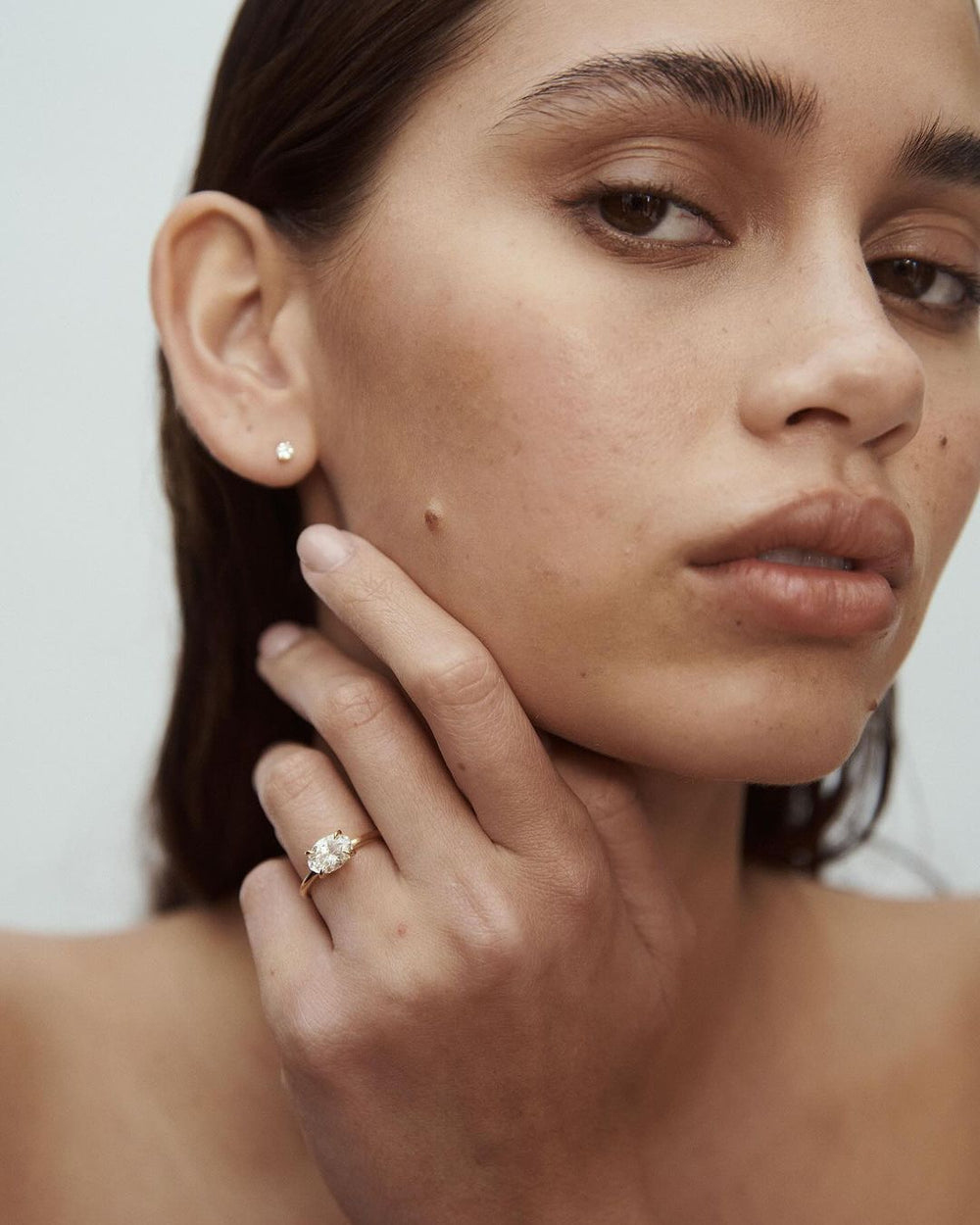 Oval Cut Labgrown Engagement Ring