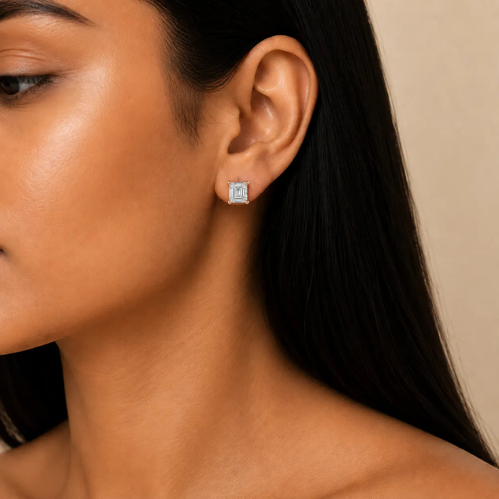 The Classic Brilliance Studs earring