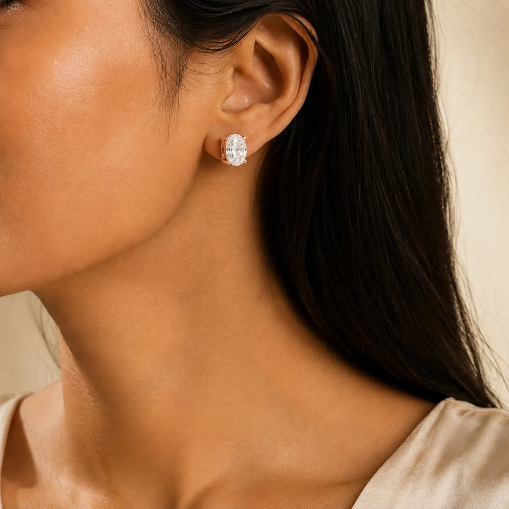 The Classic Brilliance Studs earring