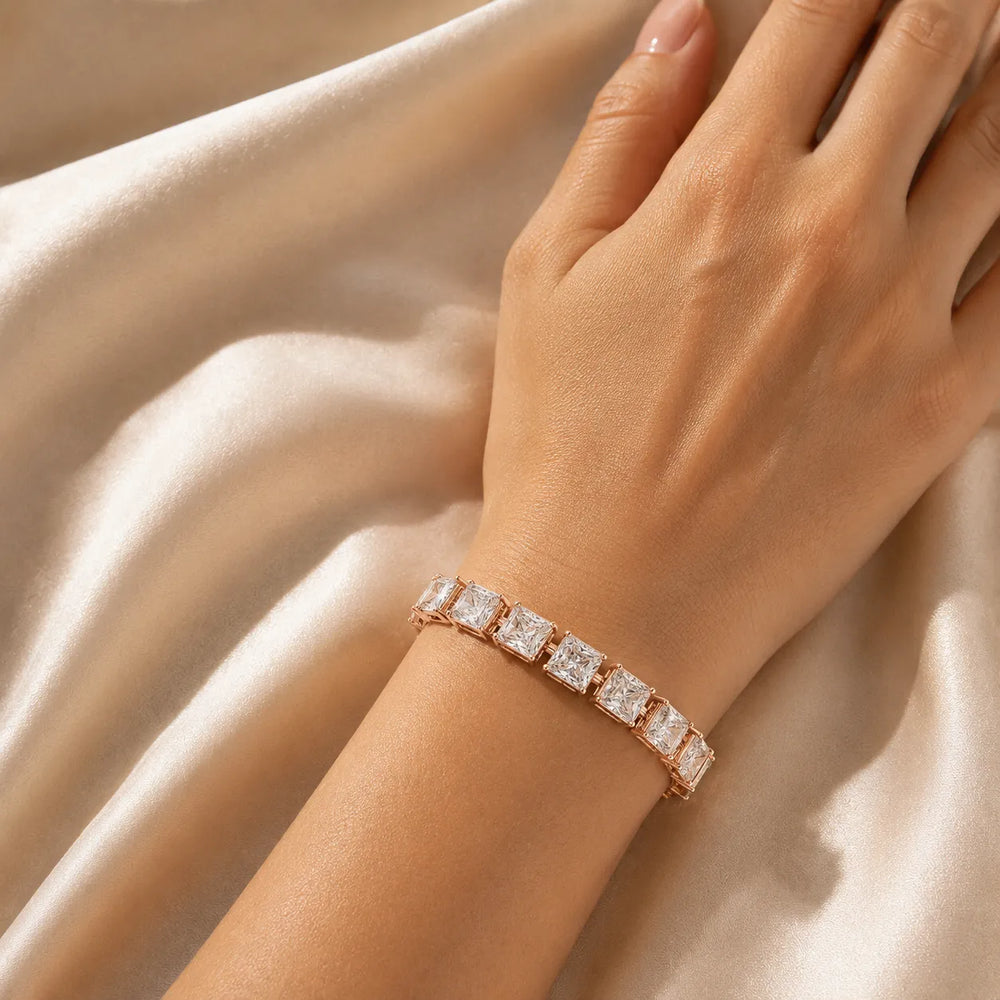 Structured Beauty, Endless Shine With Princess Cut & Emerald Cut Diamond