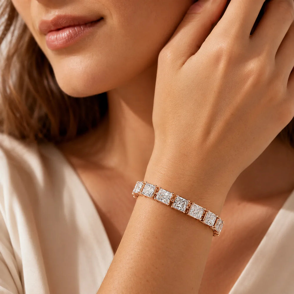 Structured Beauty, Endless Shine With Princess Cut & Emerald Cut Diamond