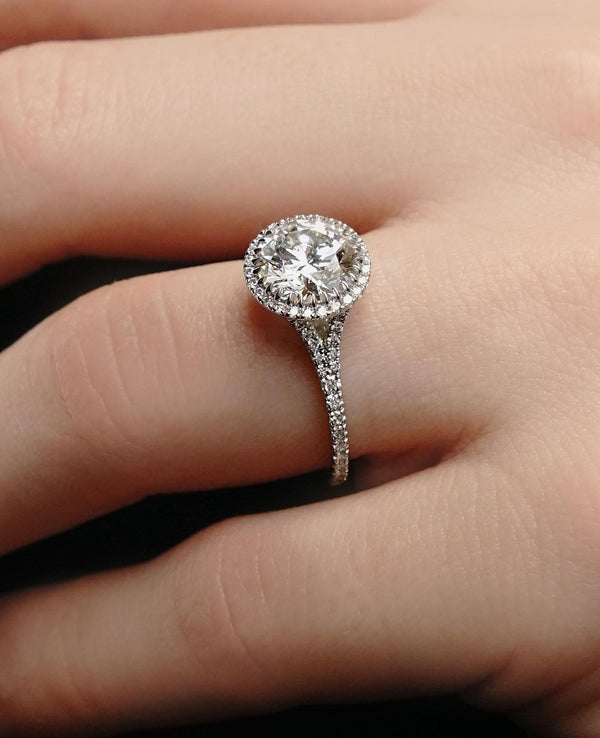 Round Brilliant Cut Labgrown Engagement Ring