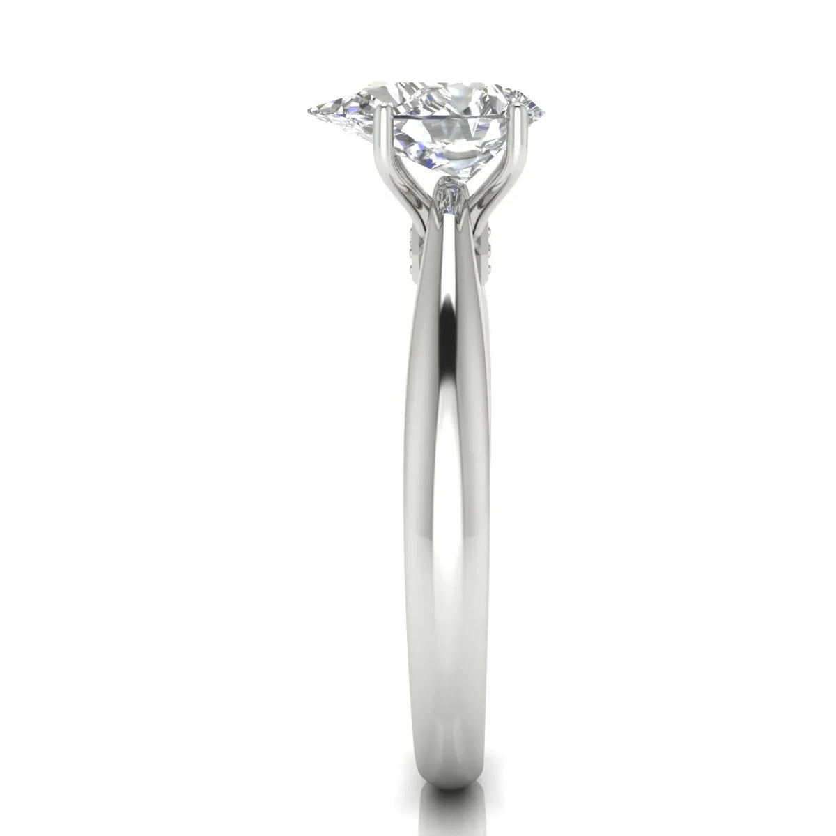 Elegant Solitaire Ring with Tapered Band