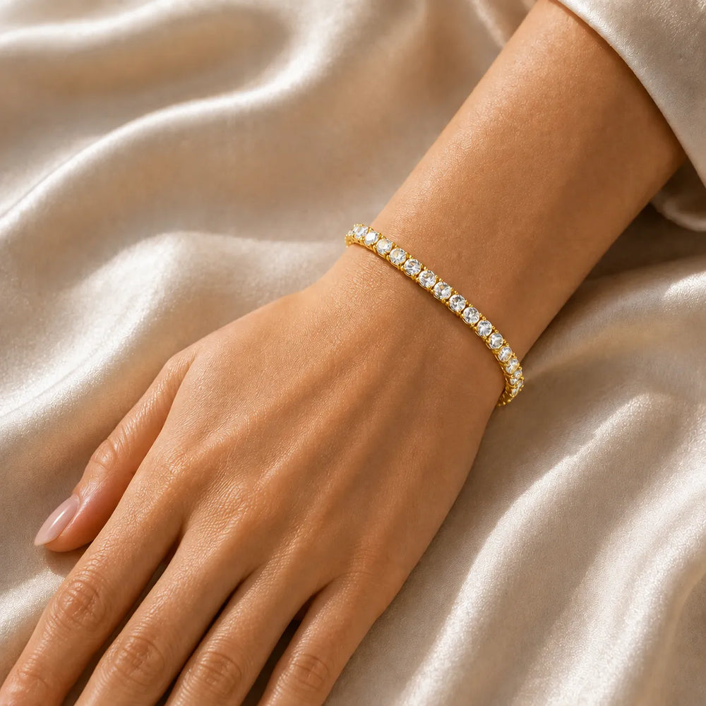 Classic Eternity Tennis Bracelet With Round Diamond
