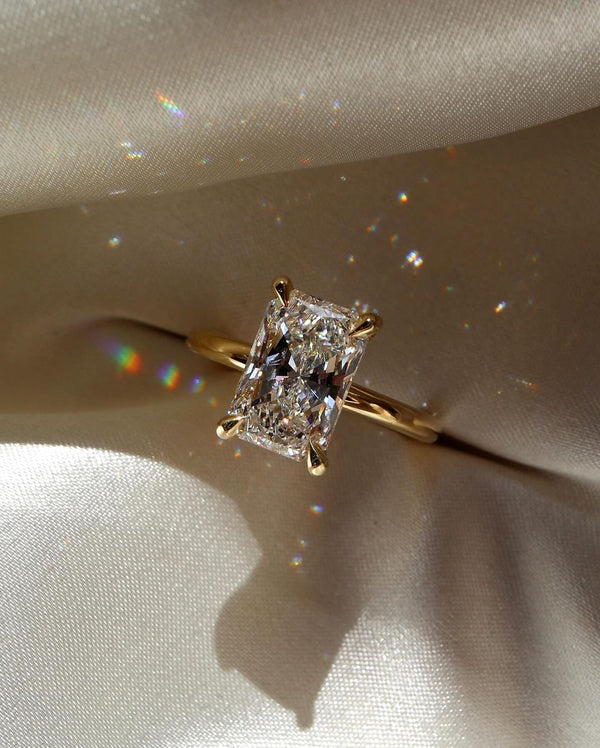 Radiant Cut Labgrown Engagement Ring