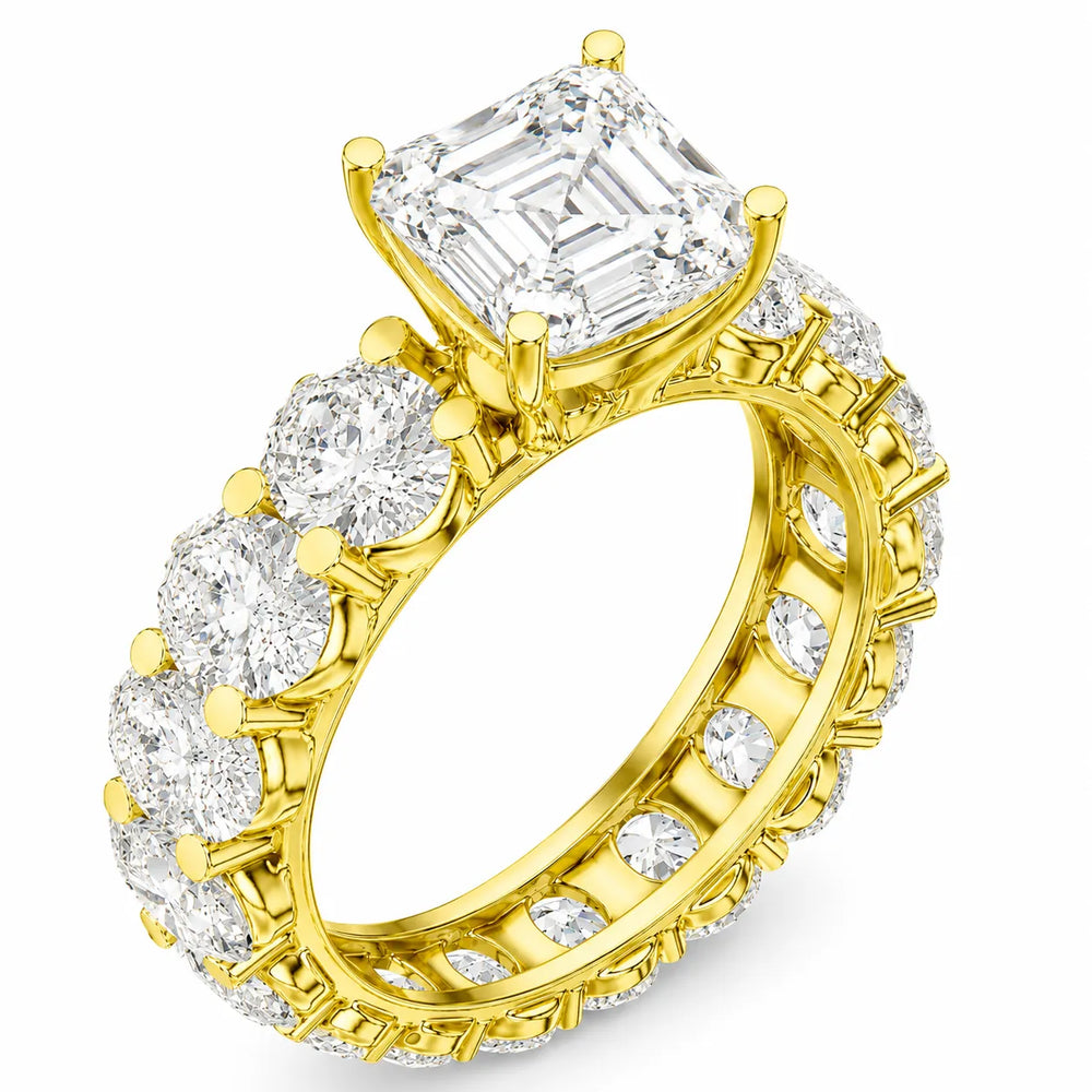 The Everlasting Grace Ring with Oval Diamond