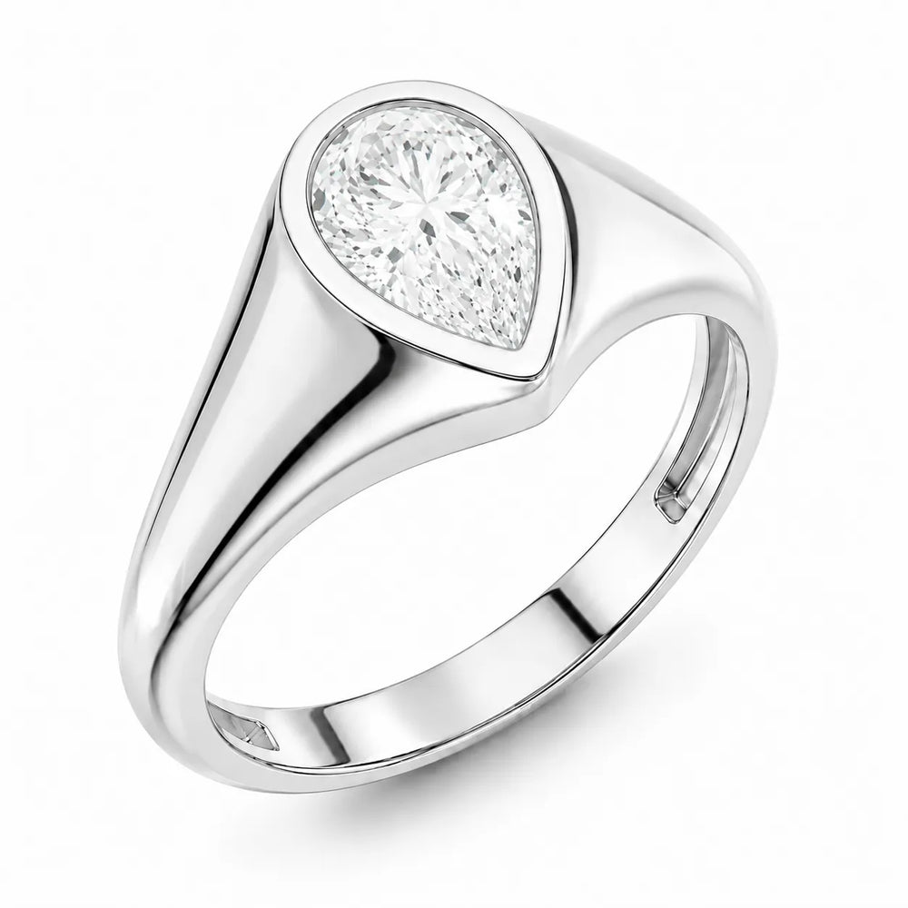 The Modern Heirloom Ring