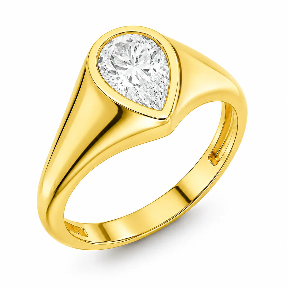 The Modern Heirloom Ring