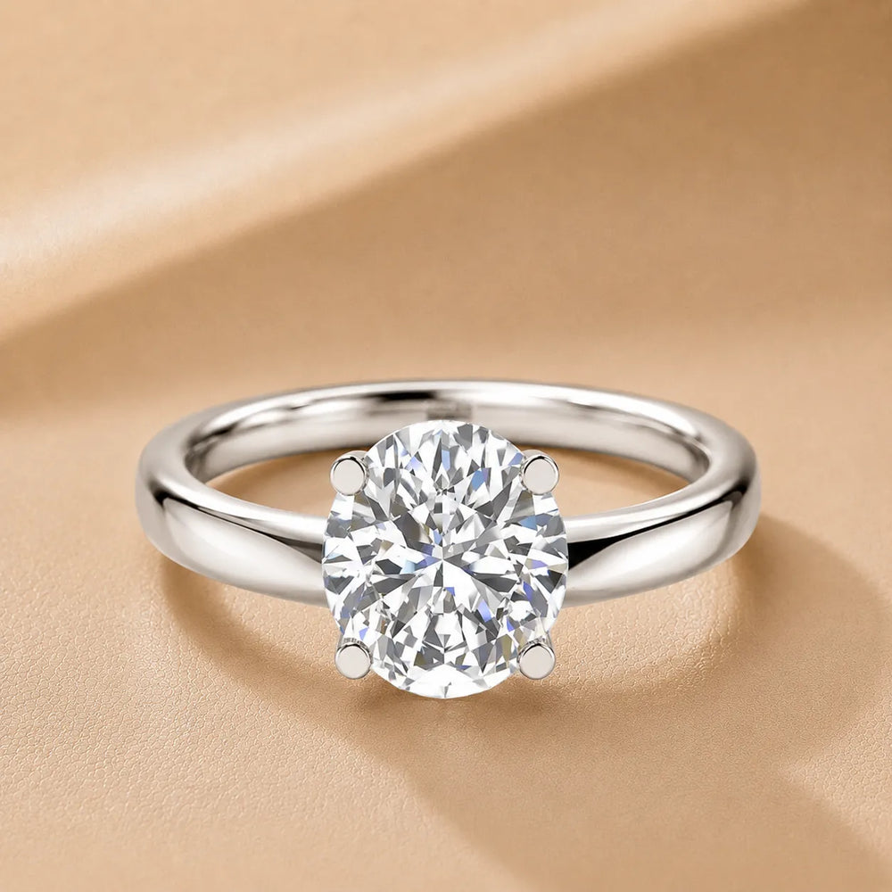 Romantic Solitaire Ring with Timeless Design
