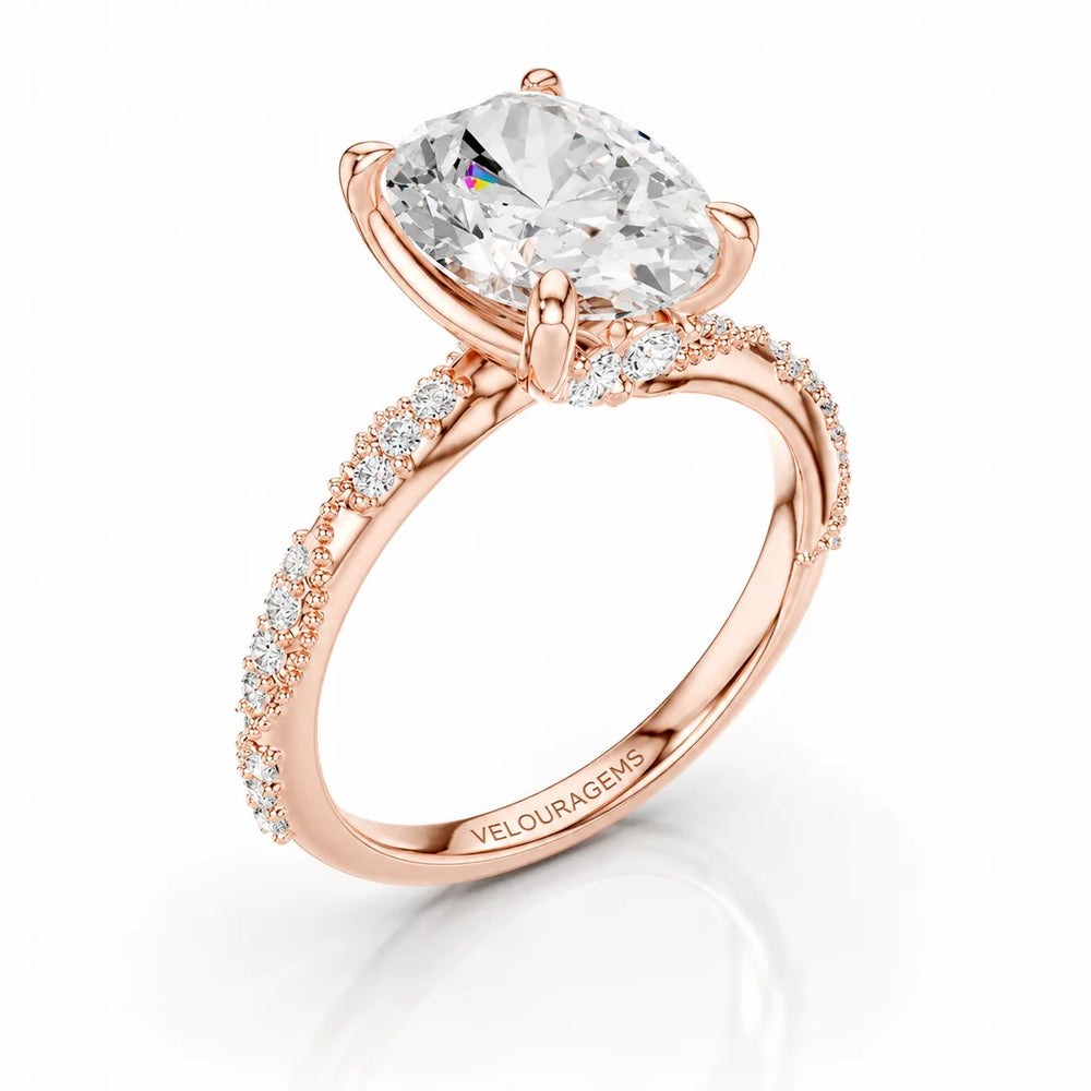 Classic Engagement Ring with Modern Luxury and Refined Beauty