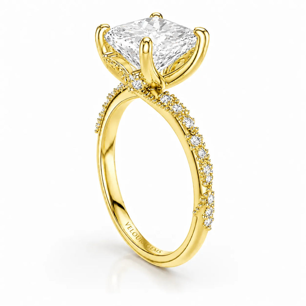 Classic Engagement Ring with Modern Luxury and Refined Beauty