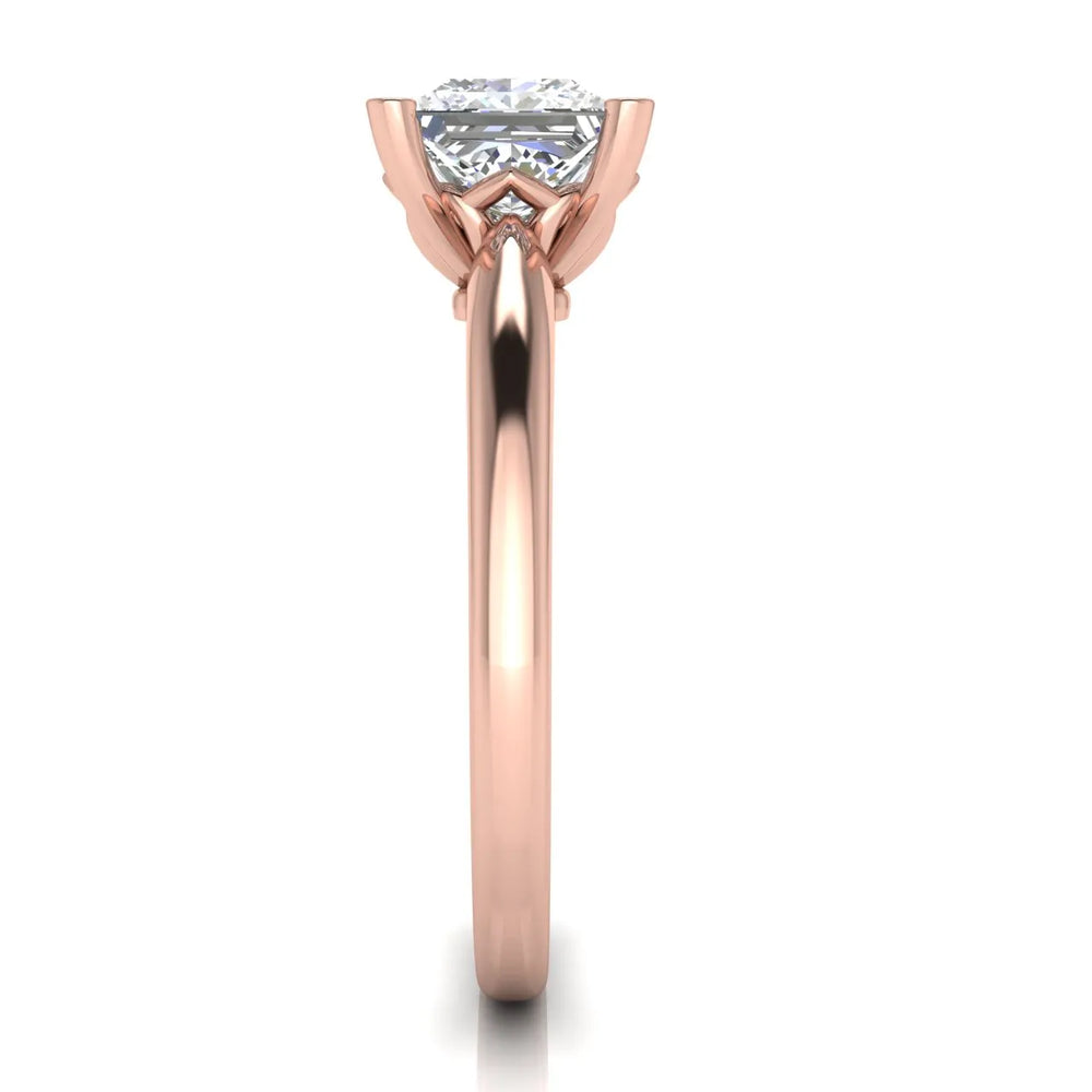 Elegant Solitaire Ring with Timeless Appeal