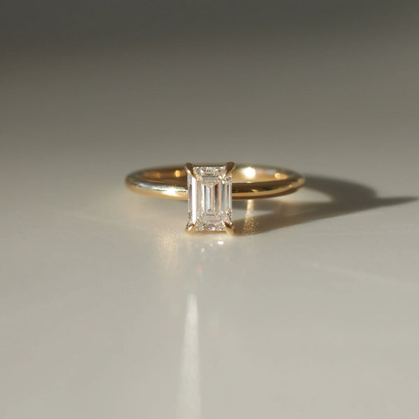 Emerald Cut Labgrown Engagement Ring