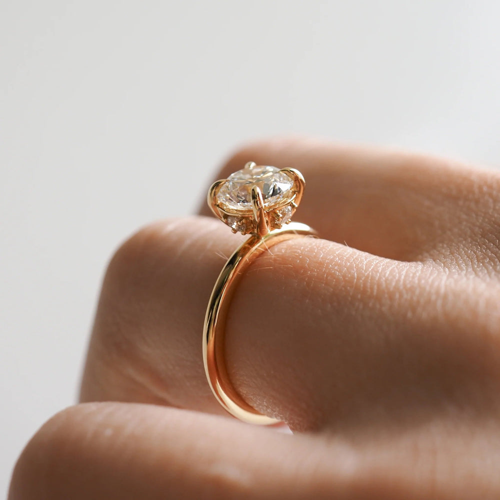 Round Brilliant Cut Labgrown Engagement Ring