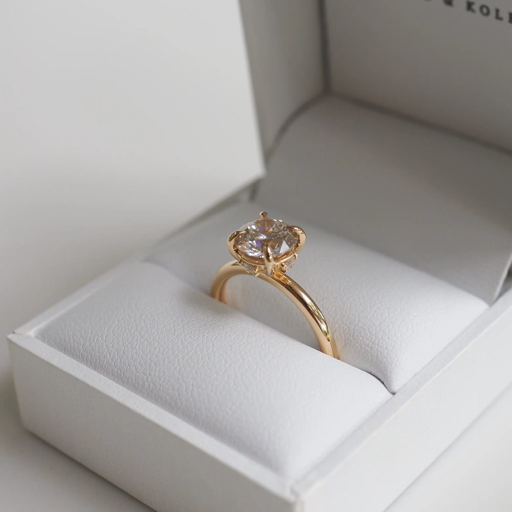 Round Brilliant Cut Labgrown Engagement Ring