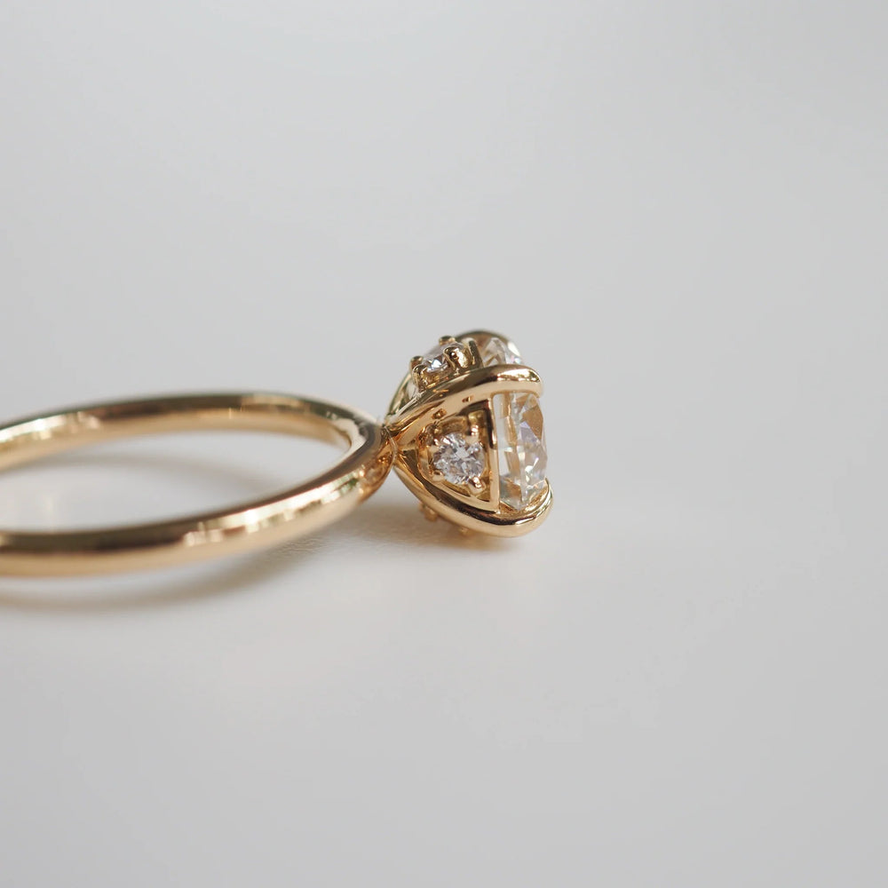Round Brilliant Cut Labgrown Engagement Ring